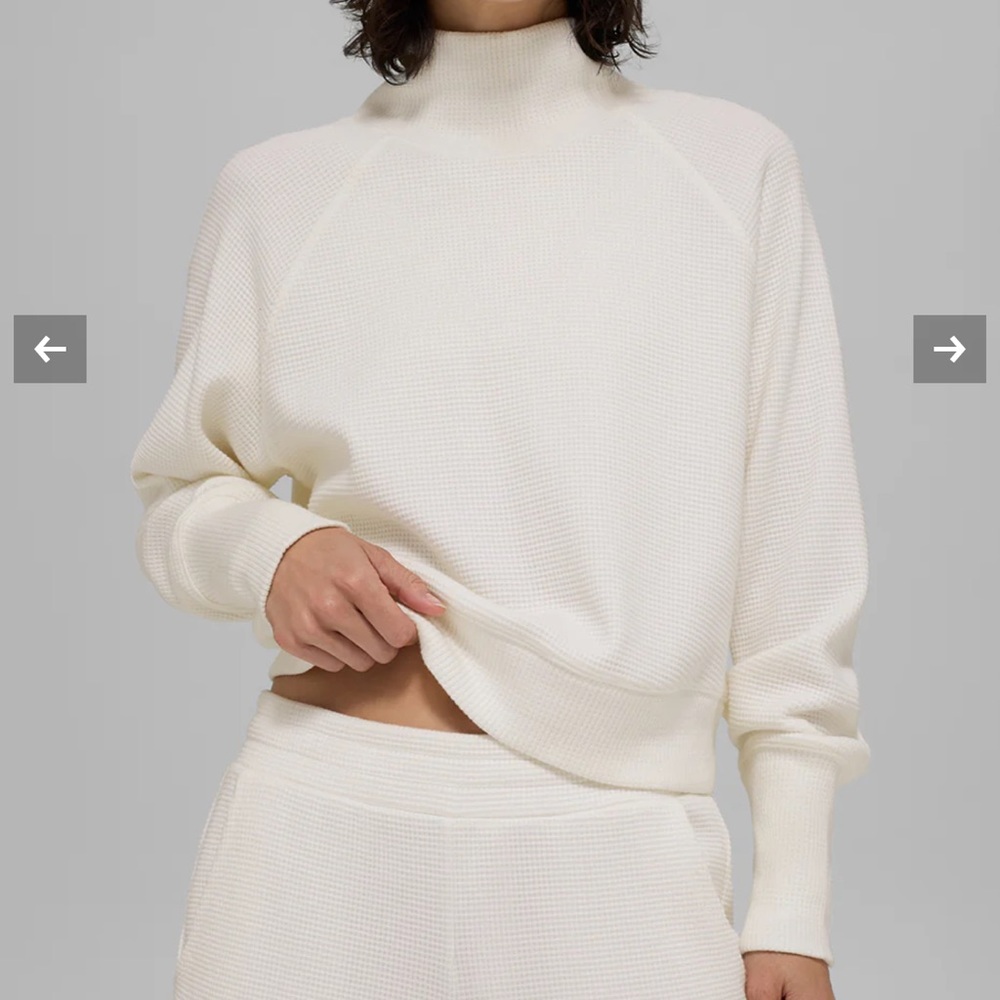 ALO Waffle Weekend Escape Mock Neck Long Sleeve